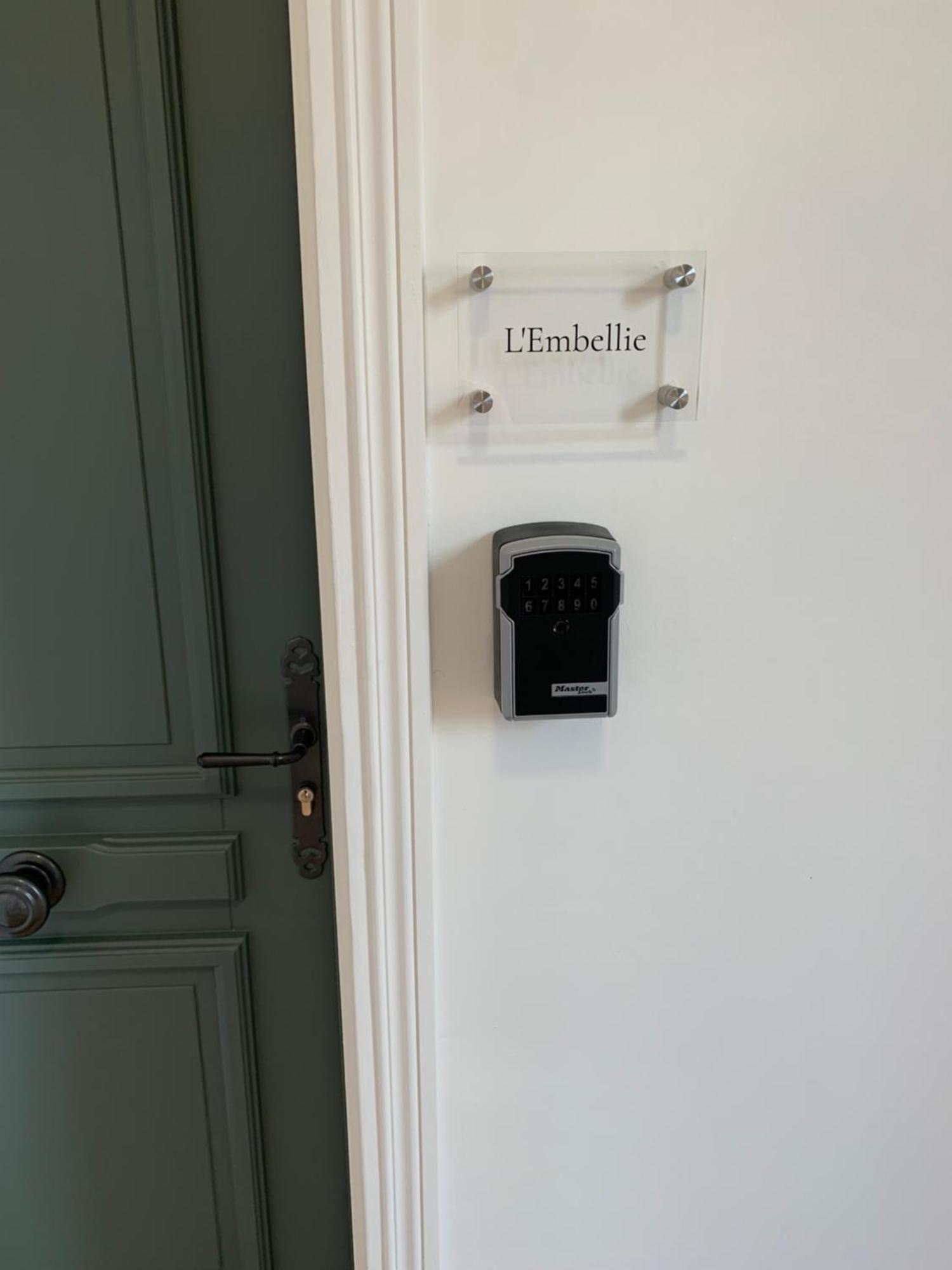 LuisantLe Carre Courtoisアパートメント エクステリア 写真